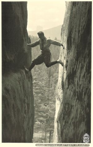 Hahn, Walter: Kaminkletterei im Bloßstock, Nr. 2871, Postkarte, schwarzweiß, 80x130mm, 1925, BSNR 047629