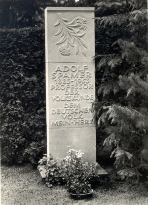 Grabstein für Adolf Spamer auf dem Waldfriedhof Dresden